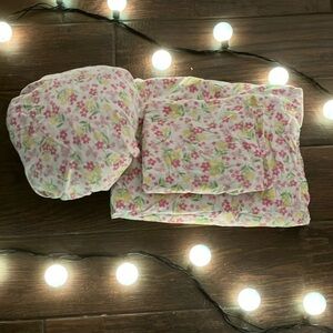 Pottery Barn Kids Twin Cotton Floral Sheet Set